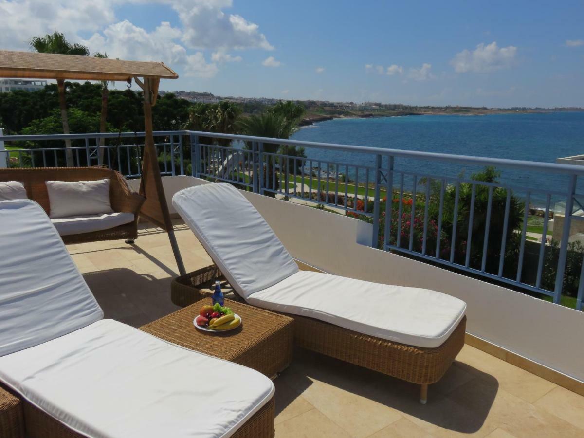 Villa Victoria Paphos Buitenkant foto