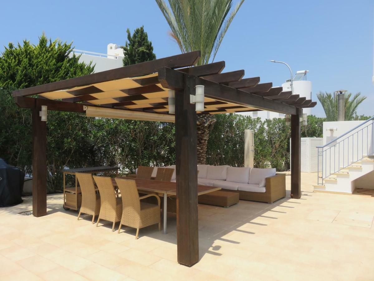 Villa Victoria Paphos Buitenkant foto