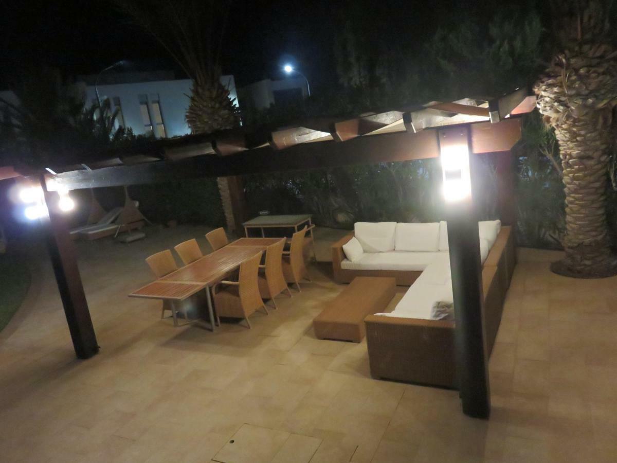 Villa Victoria Paphos Buitenkant foto